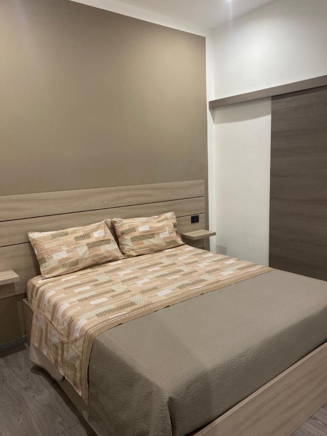 Holiday House Fifteen 카타니아 외부 사진